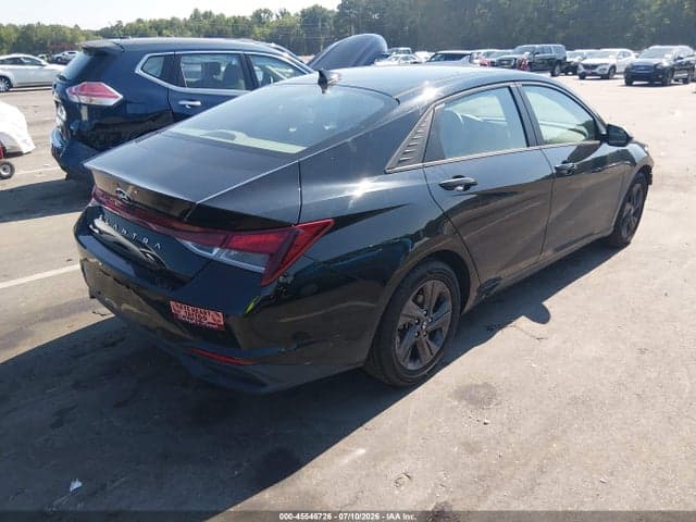 2021 HYUNDAI ELANTRA SEL 4