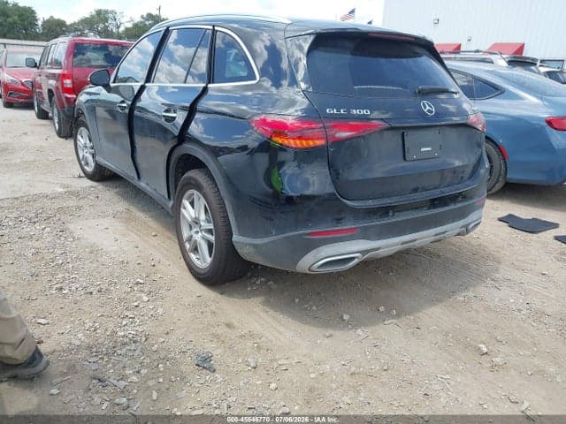 2026 MERCEDES-BENZ GLC 300 4MATIC SUV 3