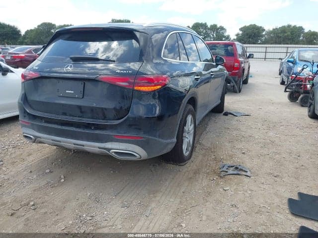 2026 MERCEDES-BENZ GLC 300 4MATIC SUV 4