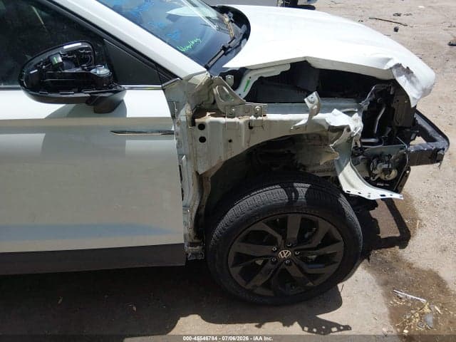 2023 VOLKSWAGEN TAOS 1.5T SE 6