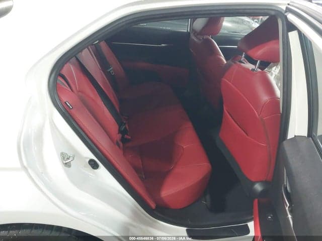 2020 TOYOTA CAMRY XSE 8