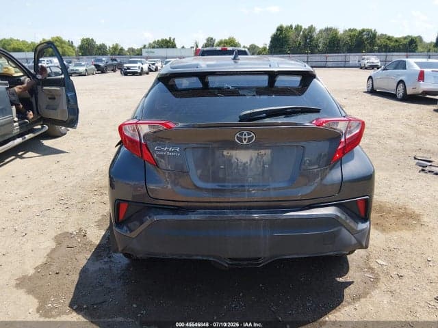 2019 TOYOTA C-HR LE 16