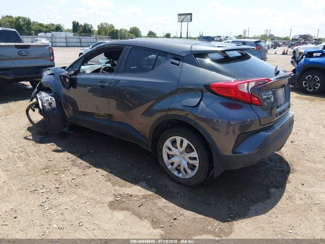 2019 TOYOTA C-HR LE 3