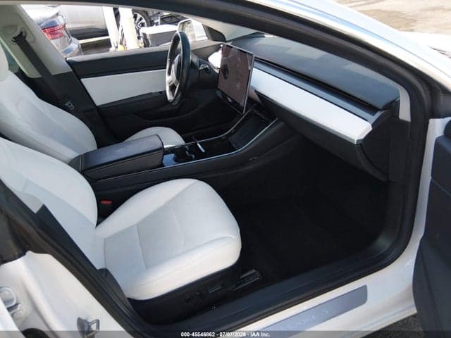 2018 TESLA MODEL 3 LONG RANGE/PERFORMANCE 5