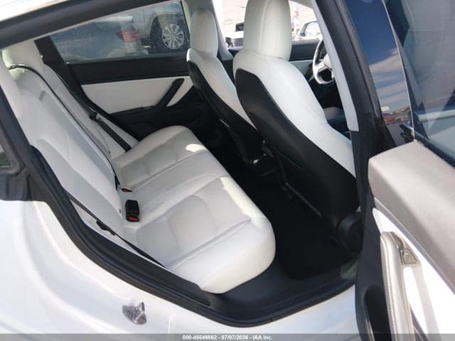 2018 TESLA MODEL 3 LONG RANGE/PERFORMANCE 8
