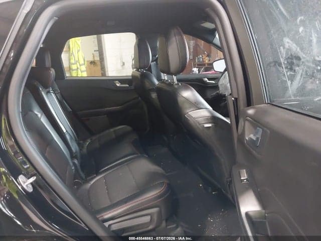 2023 FORD ESCAPE ST-LINE SELECT 8