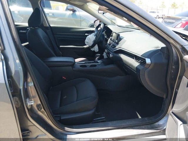 2022 NISSAN ALTIMA S FWD 5