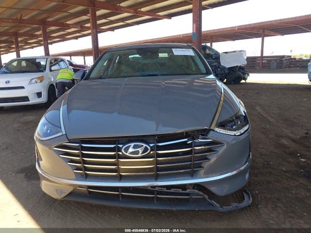 2021 HYUNDAI SONATA SE 12