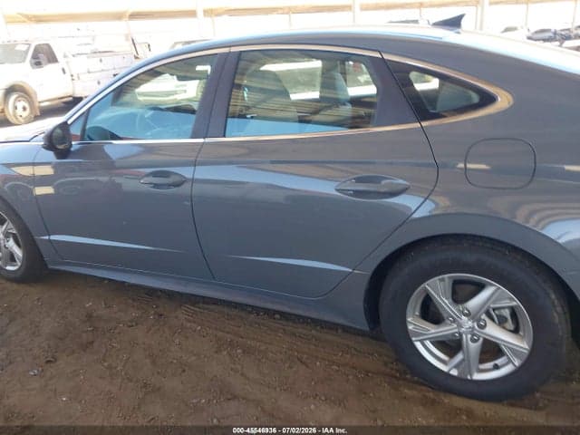 2021 HYUNDAI SONATA SE 14