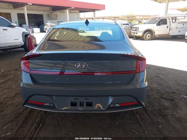 2021 HYUNDAI SONATA SE 16