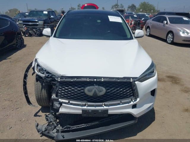 2019 INFINITI QX50 ESSENTIAL 8
