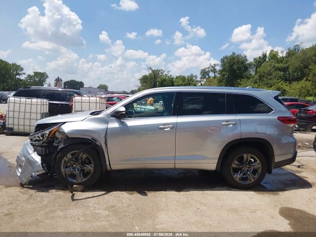 2017 TOYOTA HIGHLANDER LIMITED PLATINUM 14