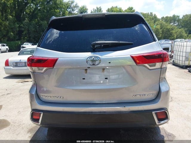 2017 TOYOTA HIGHLANDER LIMITED PLATINUM 16