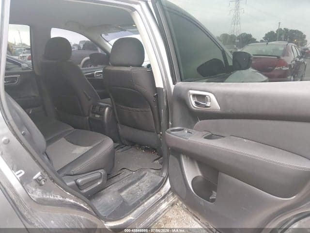 2017 NISSAN PATHFINDER S 8