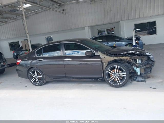 2017 HONDA ACCORD SPORT SE 14