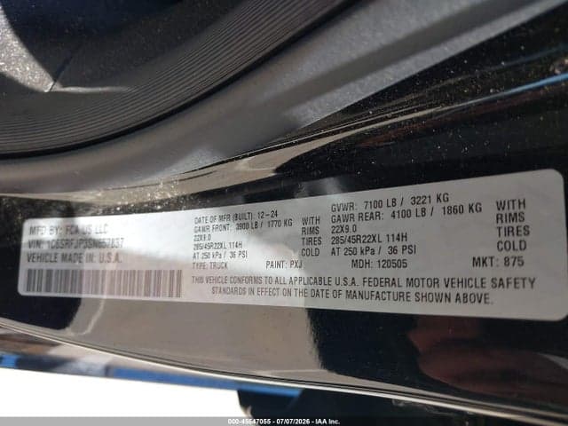2025 RAM 1500 9