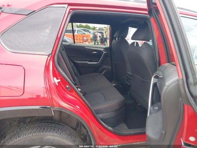 2024 TOYOTA RAV4 PRIME SE 8