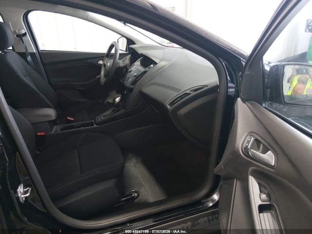 2018 FORD FOCUS SE 5