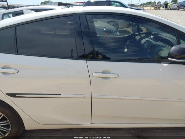 2018 TOYOTA PRIUS PRIME PREMIUM 13