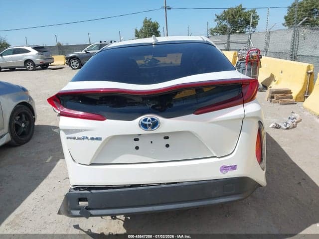 2018 TOYOTA PRIUS PRIME PREMIUM 16