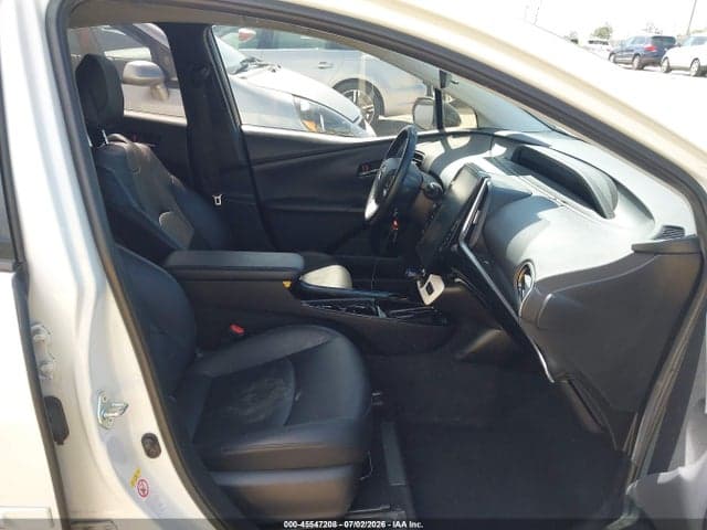 2018 TOYOTA PRIUS PRIME PREMIUM 5