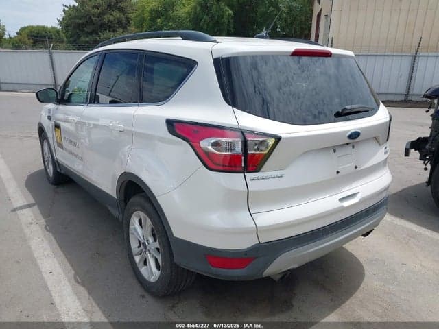2017 FORD ESCAPE SE 3