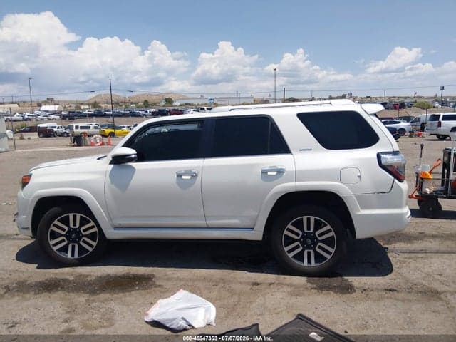 2018 TOYOTA 4RUNNER LIMITED 15