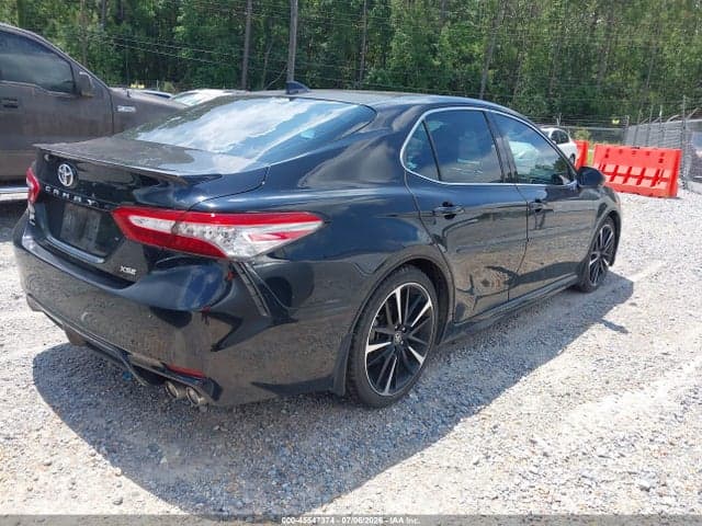 2019 TOYOTA CAMRY XSE 4