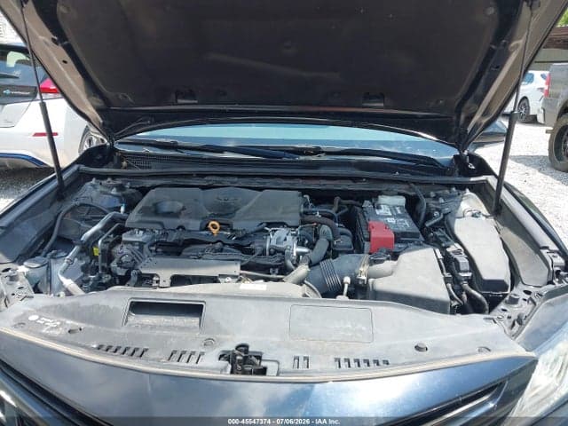 2019 TOYOTA CAMRY XSE 6