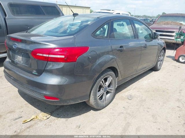 2018 FORD FOCUS SE 4