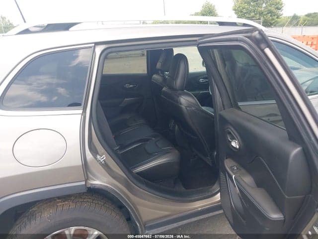 2019 JEEP CHEROKEE LATITUDE PLUS 4X4 8