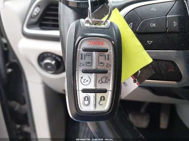 2021 CHRYSLER PACIFICA TOURING L 11