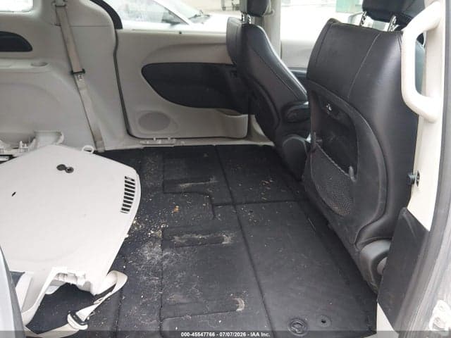 2021 CHRYSLER PACIFICA TOURING L 8