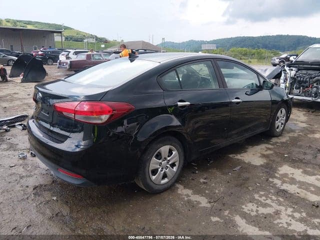 2017 KIA FORTE LX 4