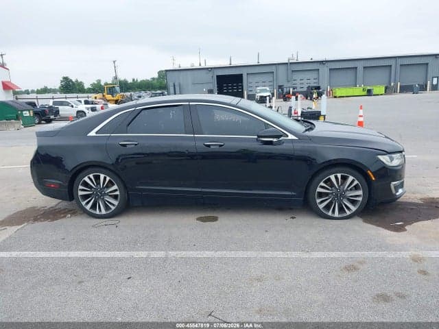 2017 LINCOLN MKZ RESERVE 13