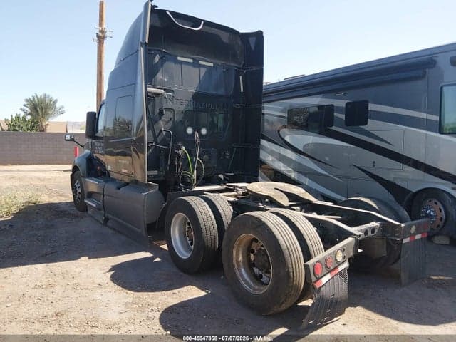 2020 INTERNATIONAL LT 3