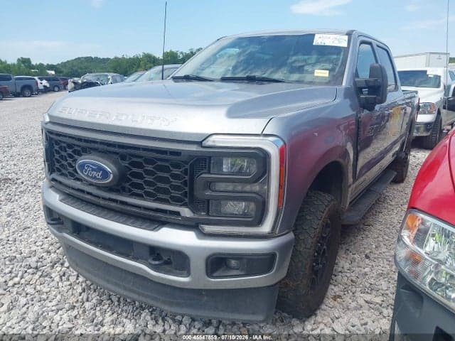 2023 FORD F-350 XLT 2