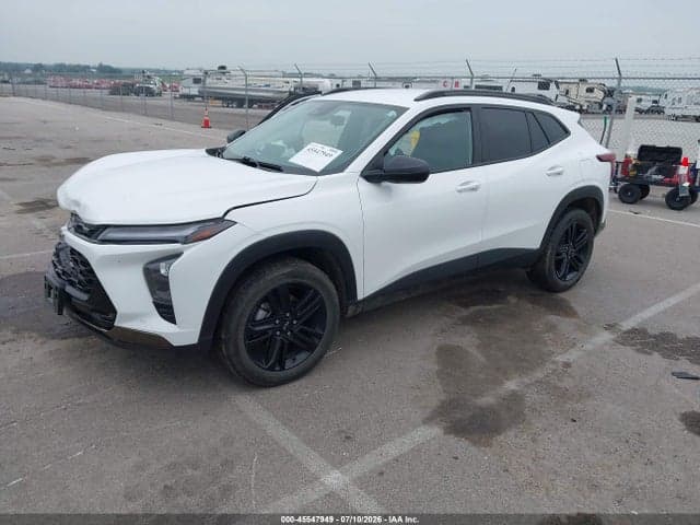 2025 CHEVROLET TRAX FWD ACTIV 2