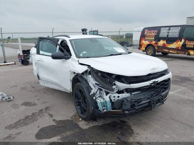 2025 CHEVROLET TRAX FWD ACTIV 6