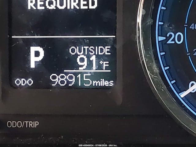 2019 TOYOTA COROLLA LE 15