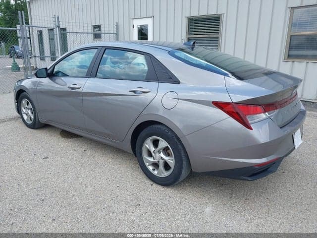 2023 HYUNDAI ELANTRA SE 3