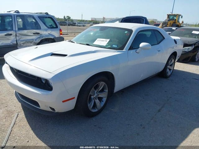 2018 DODGE CHALLENGER SXT 2