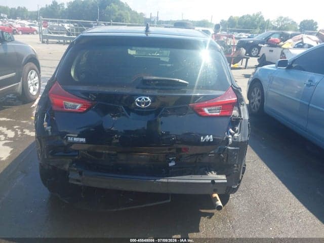 2018 TOYOTA COROLLA IM 17