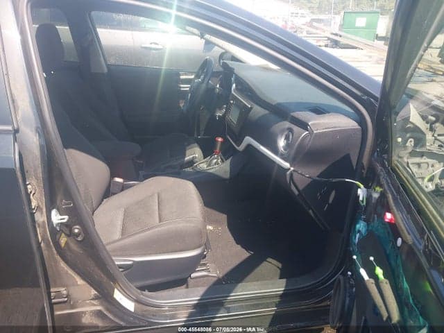 2018 TOYOTA COROLLA IM 5