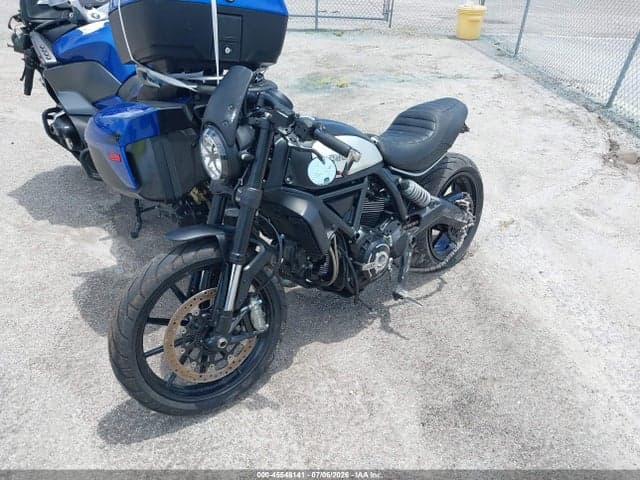 2022 DUCATI SCRAMBLER DESERT SLED 2