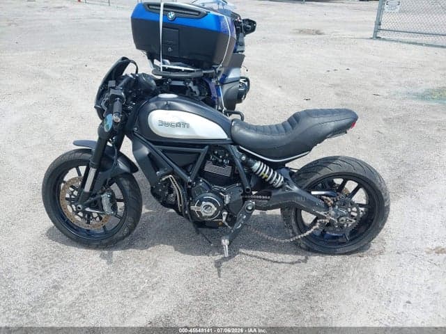 2022 DUCATI SCRAMBLER DESERT SLED 13