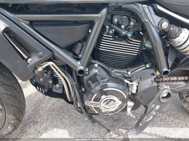 2022 DUCATI SCRAMBLER DESERT SLED 9