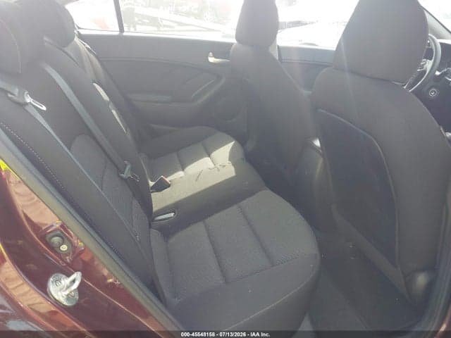 2017 KIA FORTE LX 8