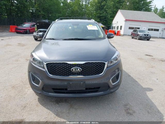2017 KIA SORENTO 2.4L LX 12