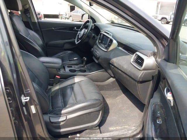 2017 KIA SORENTO 2.4L LX 5